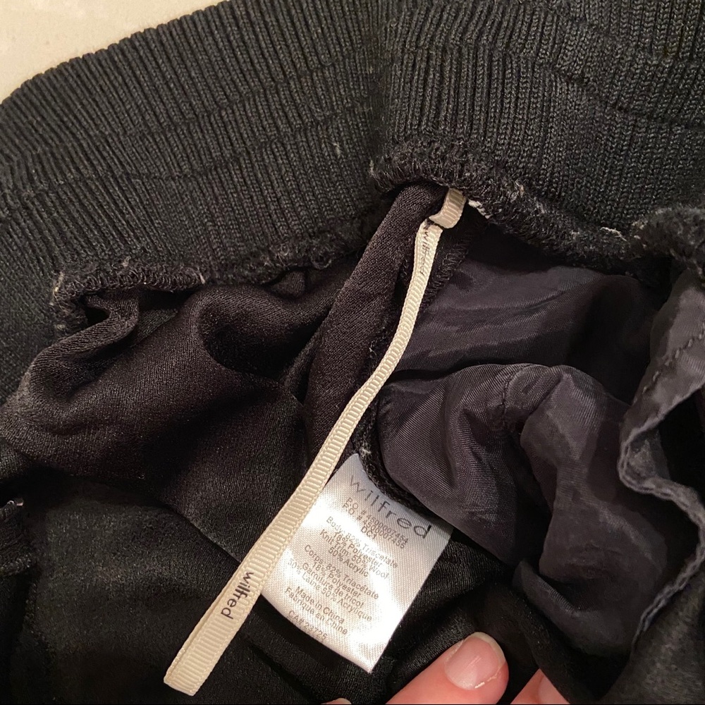 ARITIZIA Black Joggers - Picture 7 of 11